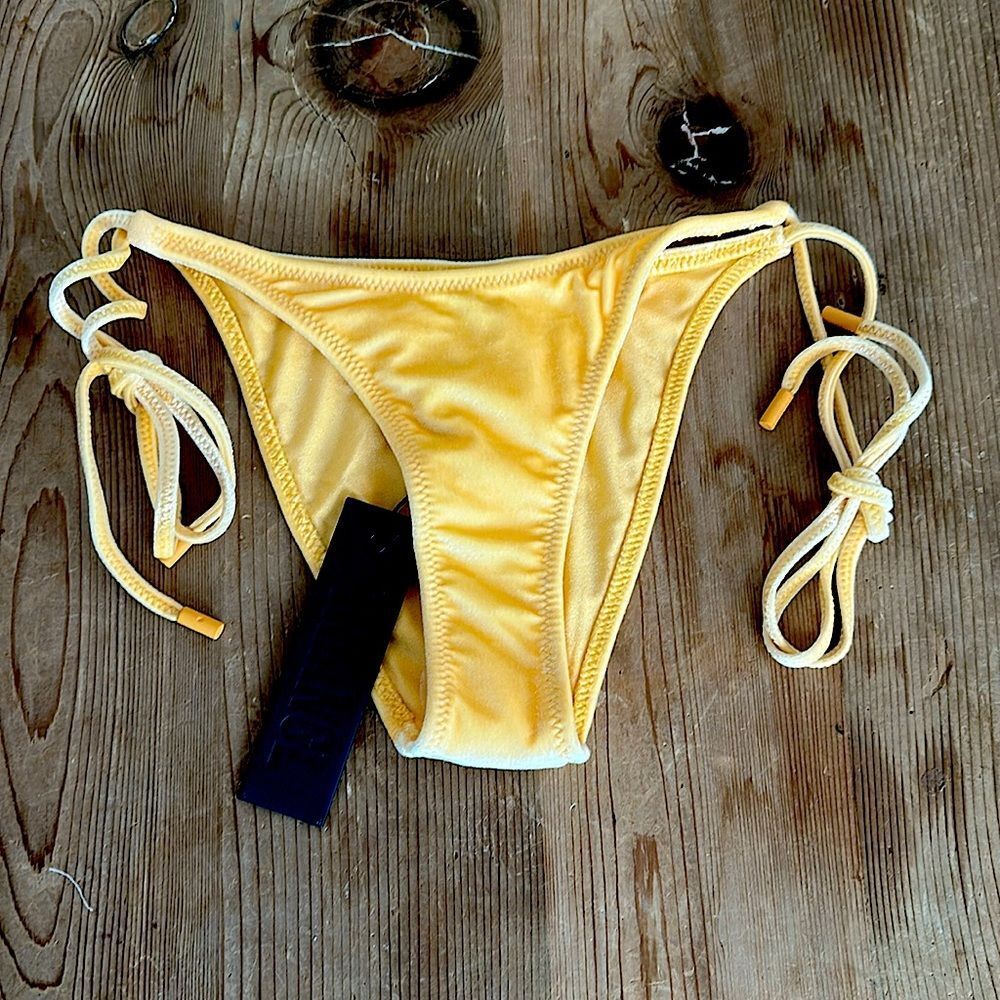 TRIANGL BOTTOM ONLY VELVET APRICOT - NO BAG NEW WITH TAG